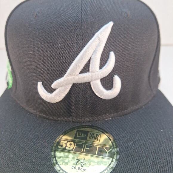 New Era 59Fifty Cap MLB Atlanta Braves Black Hat 7 1/8 Greetings From Atlanta - Picture 2 of 8